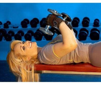 gym sports weight training woman 457072
