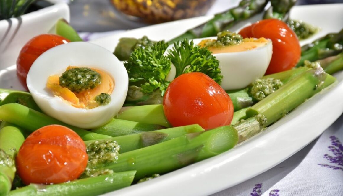 meal asparagus dish food 1307604